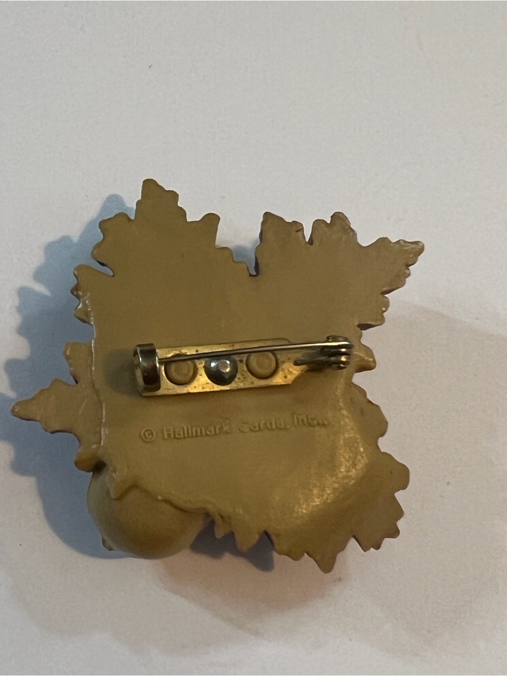 Hallmark Cards Inc. Vintage Acorn & Fall Leaves Brooch - Picture 5 of 9
